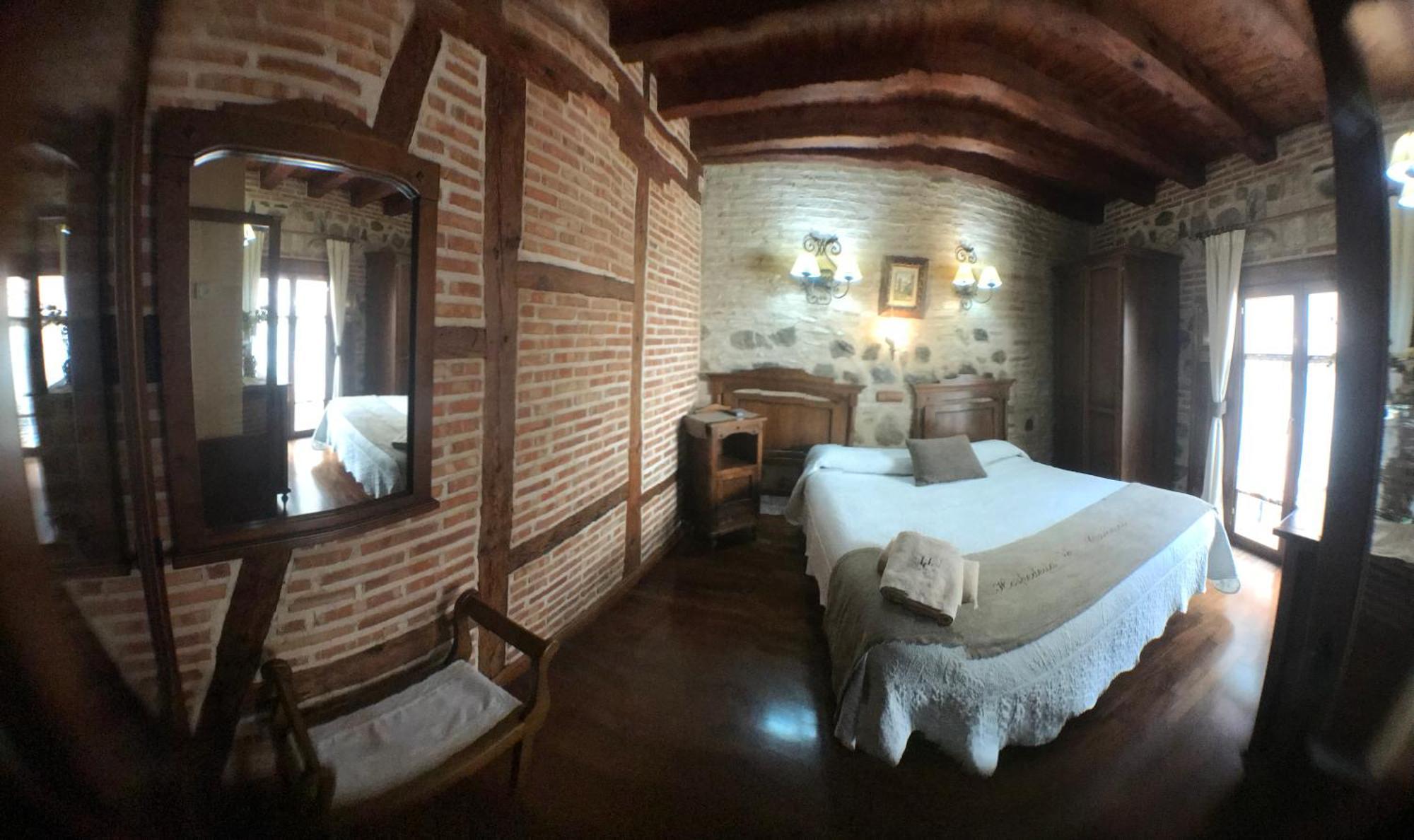 Hospederia Casa De Cisneros — Photos 1